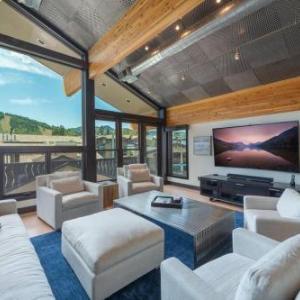 Unrivaled Luxury Penthouse Ski In Ski Out 3 Bed+Den Modern Views Silver Lake Village Deer Valley