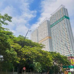Good Deal and Homey Studio Apartment at B Residence By Travelio