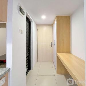 Modern Designed Studio at De Prima Apartment By Travelio