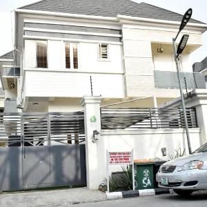 Impeccable 4-Bed House in Lagos Nigeria