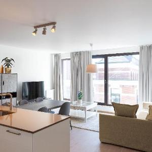 SuitesRus near Diamond District