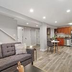 Chic 1BR Apartment With Modern Comforts - Barry GA Illinois