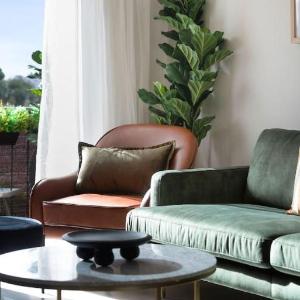 Stylish Urban Retreat on Eden