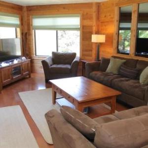 Seven Springs 1 Bedroom Deluxe Condo Pet Friendly!