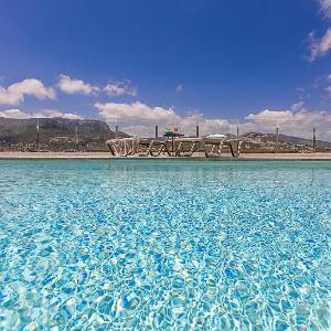 Villa Alegranza by Abahana Villas