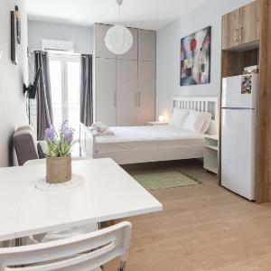 Fresh Exarcheia Studio with Balcony & Style