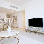 Stunning 2 Bed in Downtown Views Dubai