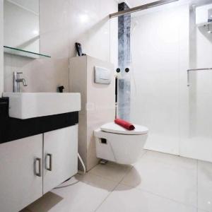 Stunning and Cozy 1BR at The Via and The Vue Apartment By Travelio