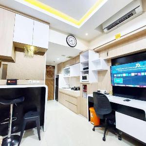 Modern Look 1BR at Uttara The Icon Apartment By Travelio