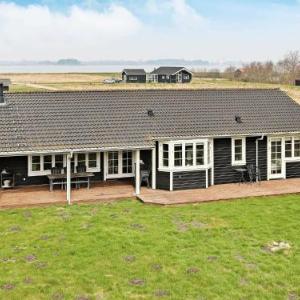 Three-Bedroom Holiday home in Storvorde 8