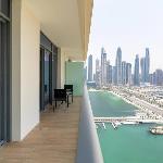 Elegant and Spacious 1 BR Apartment- Beachfront Dubai