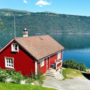 One-Bedroom Holiday home in Utvik