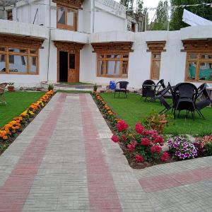 The Kurja Garden