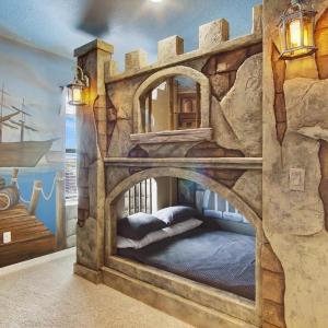 Lake View at Solterra Resort 7 Bedrooms Sleeps 18 villa