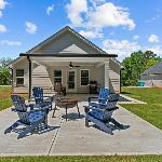 The 54th Cottage Close to Commerce Shopping Commerce Georgia