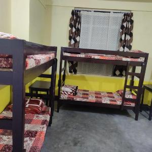ArJe's Boys Hostel and Dormitory