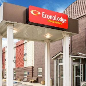 Econo Lodge Inn & Suites Walnut