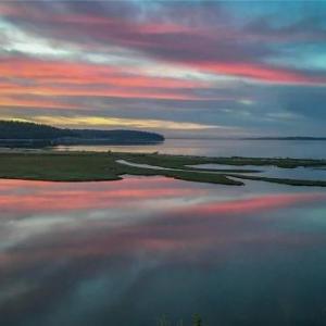 Beautiful Oceanview Retreat 2 Bedroom Home