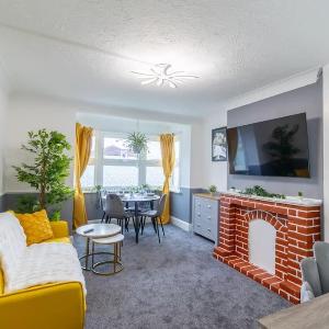 Open Mind Property - Cosy Apartment with 3 Beds