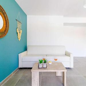 SELECT'soHOME - Appartement à deux pas de la plage de La Favière et de ses commences avec parking privé pour 6 personnes ! - ILOA-C11