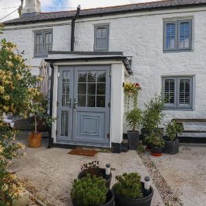 Bumblebee Cottage