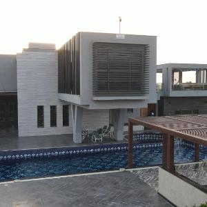 Triphatch Farm House