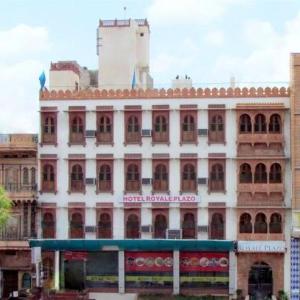 HOTEL ROYALE PLAZO