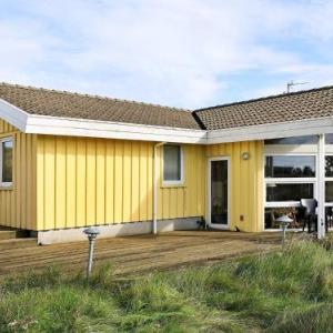 Four-Bedroom Holiday home in Bindslev 1