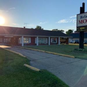 Hotels near SeatGeek Stadium - New Relax Inn Bridgeview