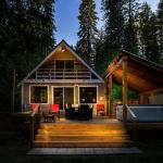Chiwawa River Chalet by NW Comfy Cabins Washington