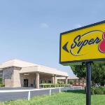 Super 8 by Wyndham Clovis