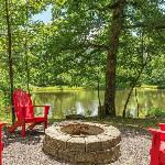 Limberry Cove Lakefront Getaway Innsbrook Missouri