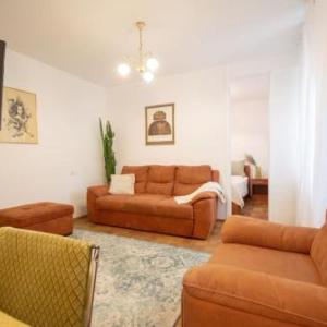 1BR 37sqm - Free Parking Area - Pro Workspace -WiFi