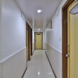 Collection O Maninagar East Formerly Maninagar Residency