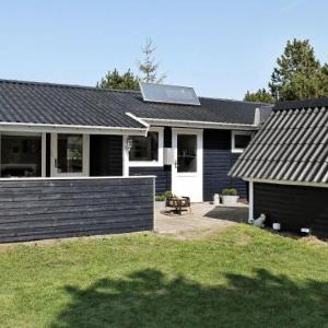 Three-Bedroom Holiday home in Rødby 32