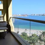 Palm Jumeirah's Spectacular Ocean-View Apartment - NABAT Dubai