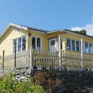 Two-Bedroom Holiday home in Kärna 1