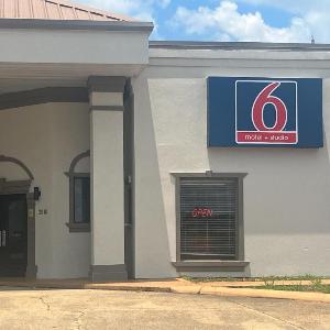 Studio 6 Hammond LA I12 I55