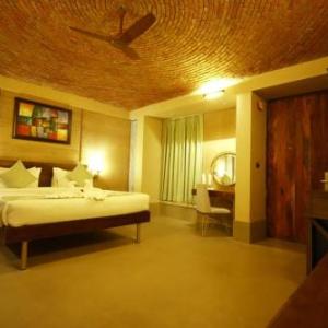 Imperial Golf Resort & Wedding Lawns
