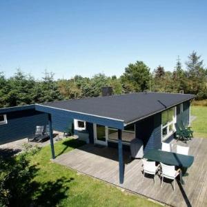 Three-Bedroom Holiday home in Ålbæk 8