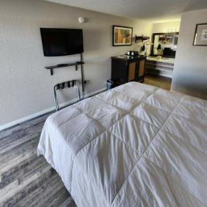 Days Inn by Wyndham Branson Ozarks