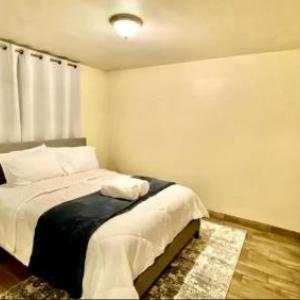 Movie Theater Near Slopes Shops & TRAX - 2BR Bsmt