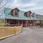 ERN807 - Black Bearry Ridge - Great Location! Close To All The Action! cabin Pittman Center