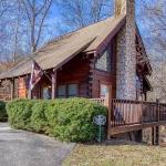 ER83 - Savage Loft - Your Close to the Action Cabin Getaway cabin Tennessee
