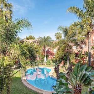 Alvarito Playa Marbella front beach apartment