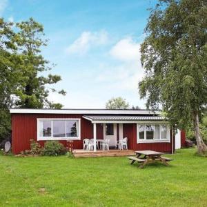 Two-Bedroom Holiday home in Farsø 5