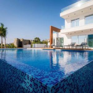 Sea Pearl Beachfront Villas - Anemone