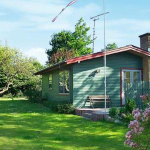 Two-Bedroom Holiday home in Augustenborg 1