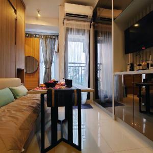 TooinnSuite 09 TransPark Bintaro