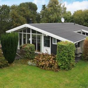 Three-Bedroom Holiday home in Svendborg 2